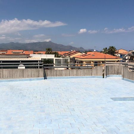 Appartamento Casasolemare Fondachello Фондакело Екстериор снимка